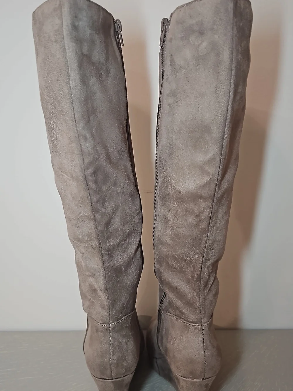 Charlotte Russe Manifest Taupe Knee High Wedge Boots Size 8 NEW IN BOX